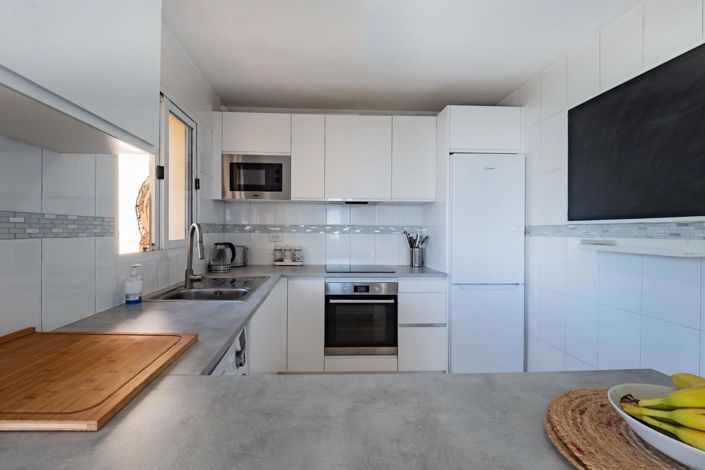 Image No.11-2 Bed Apartment for sale