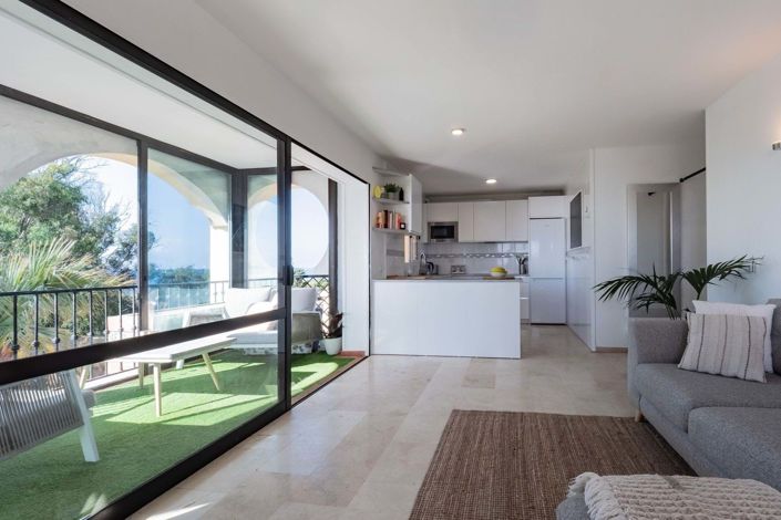 Image No.8-2 Bed Apartment for sale