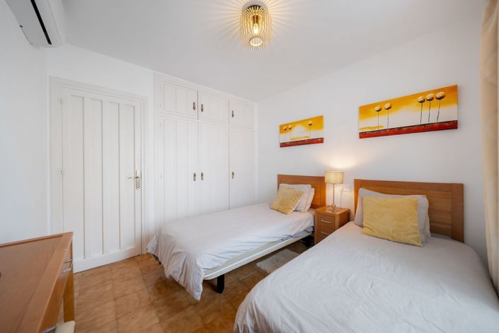 Image No.17-2 Bed Apartment for sale