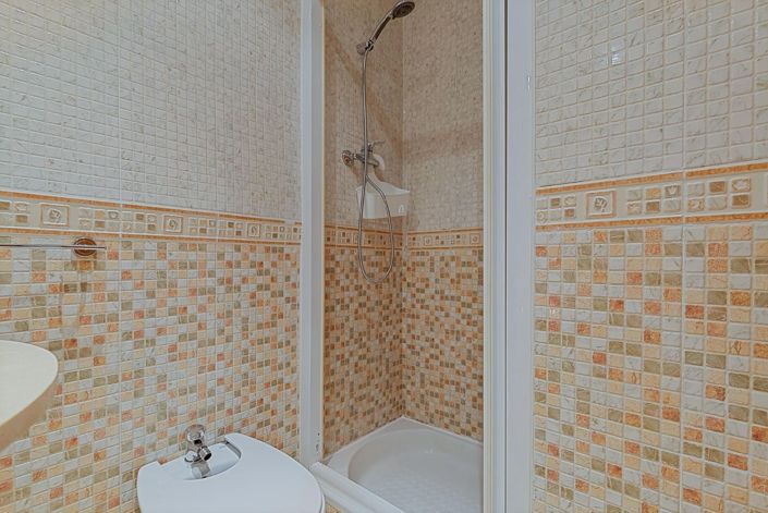 Image No.14-2 Bed Apartment for sale