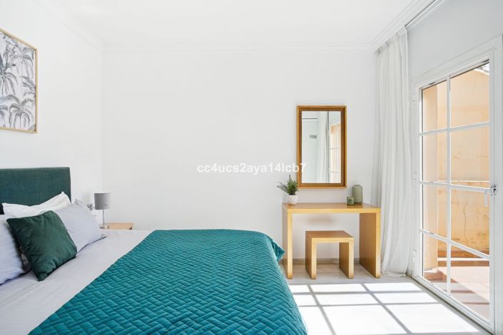 Image No.4-2 Bed Apartment for sale