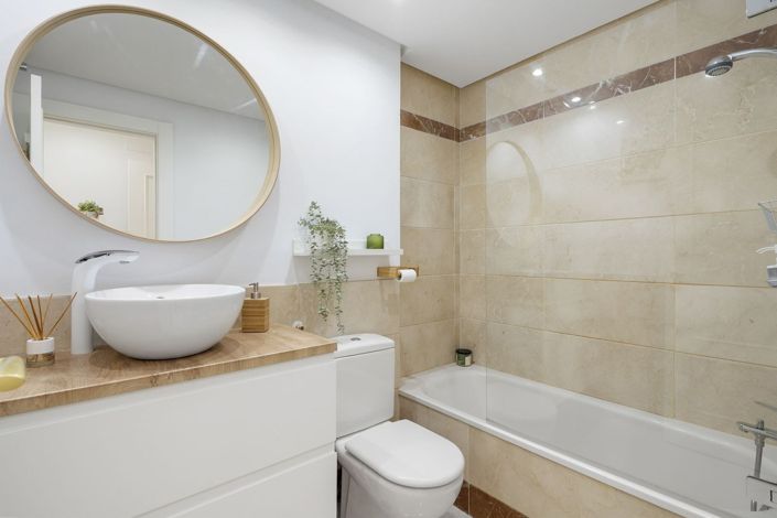 Image No.18-2 Bed Apartment for sale