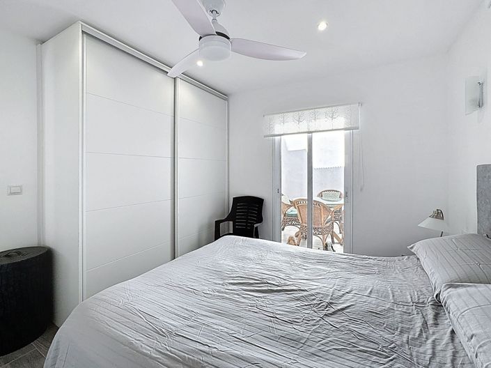 Image No.10-2 Bed Townhouse for sale