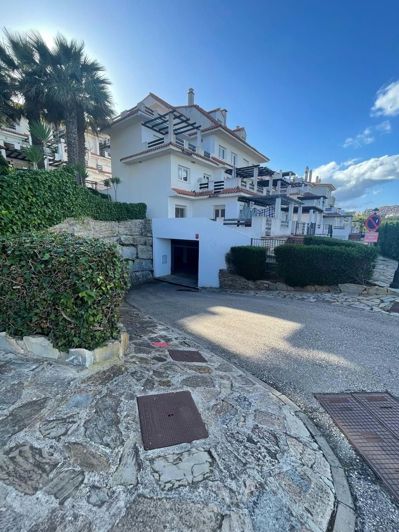 Image No.13-3 Bed Apartment for sale