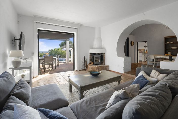 Image No.3-4 Bed Villa for sale