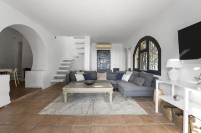 3982-734010-78d1f4f8b6655591b02d22fabb36a692d