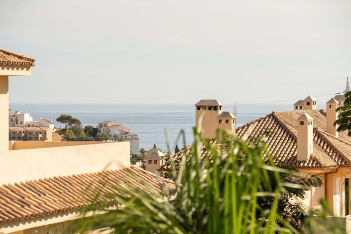 Image No.18-3 Bed Apartment for sale