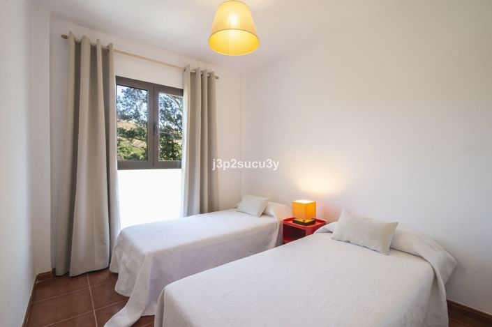 Image No.5-3 Bed Villa for sale