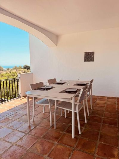 Image No.9-2 Bed Apartment for sale