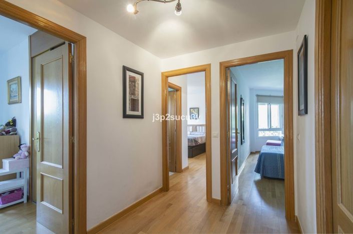 Image No.25-3 Bed Villa for sale