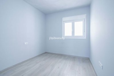 3982-734019-78d1f4f8b6655591b02d22fabb36a692d