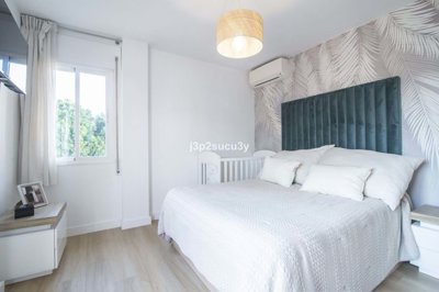 3982-713268-78d1f4f8b6655591b02d22fabb36a692d