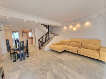 3982-718535-78d1f4f8b6655591b02d22fabb36a692d