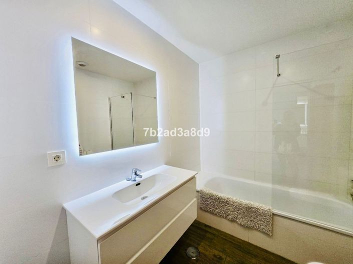 Image No.7-3 Bed Apartment for sale