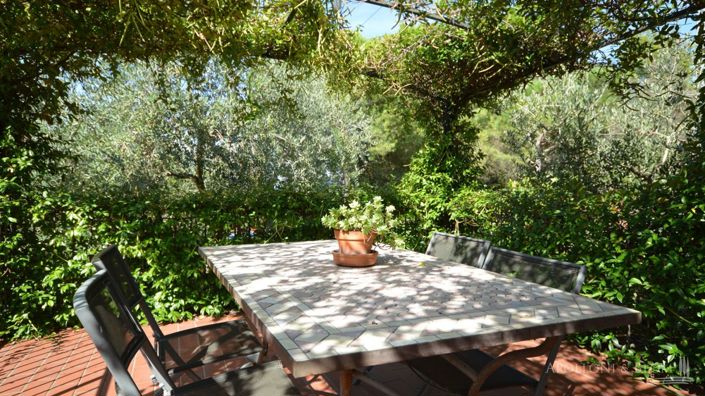 Image No.18-4 Bed Apartment for sale