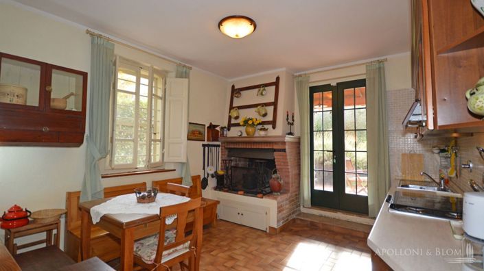 Image No.20-4 Bed Apartment for sale