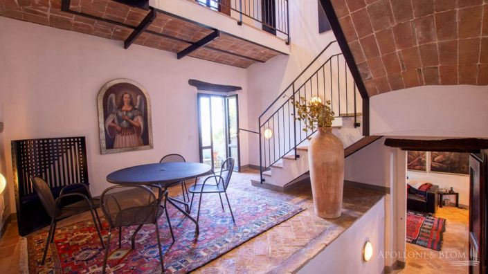 Image No.16-7 Bed Apartment for sale