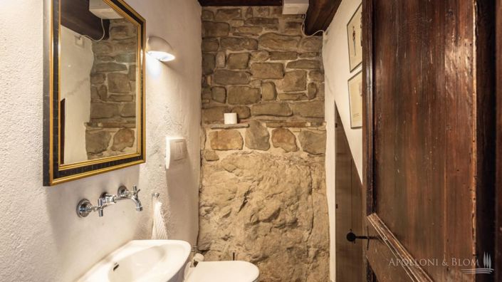 Image No.19-7 Bed Apartment for sale