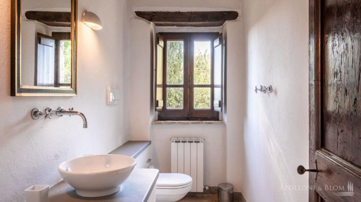 Image No.27-7 Bed Apartment for sale