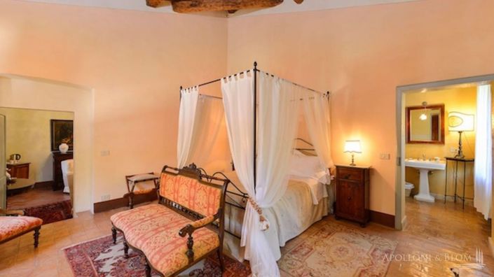 Image No.14-Appartement de 16 chambres à vendre à Montepulciano