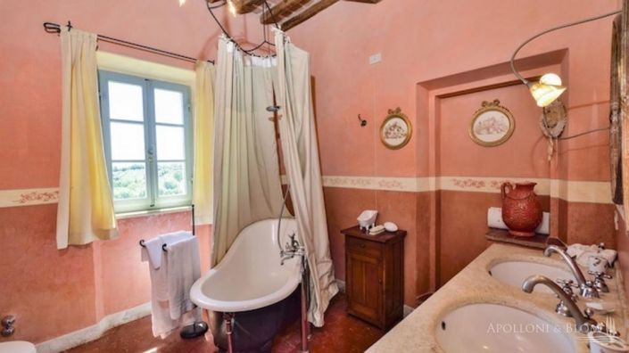 Image No.18-Appartement de 16 chambres à vendre à Montepulciano