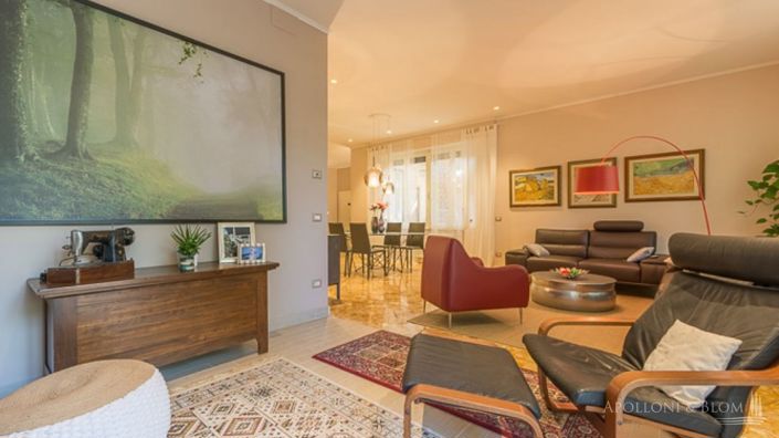 Image No.13-4 Bed Apartment for sale