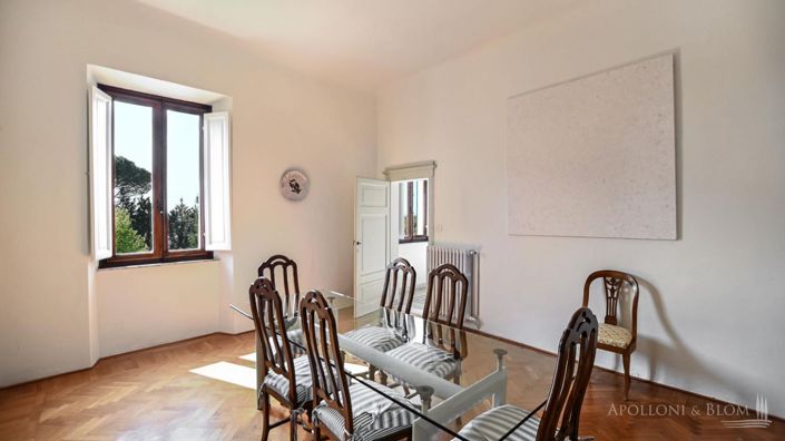 Image No.20-Villa de 13 chambres à vendre à Siena