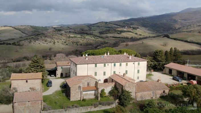 Image No.9-12 Bed Apartment for sale