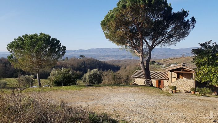 Image No.13-8 Bed Apartment for sale