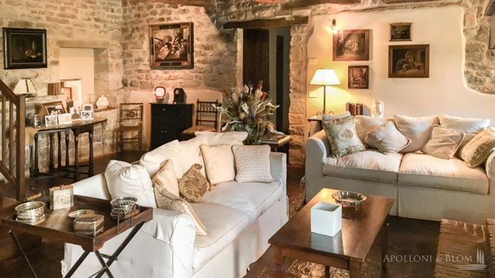 Image No.6-6 Bed Apartment for sale