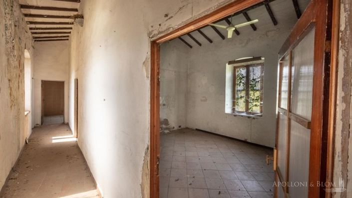 Image No.17-4 Bed Apartment for sale