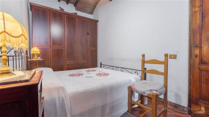 Image No.25-6 Bed Apartment for sale