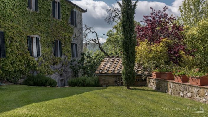 Image No.15-14 Bed Apartment for sale