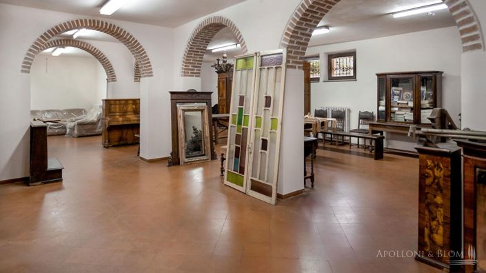 Image No.25-8 Bed Villa for sale