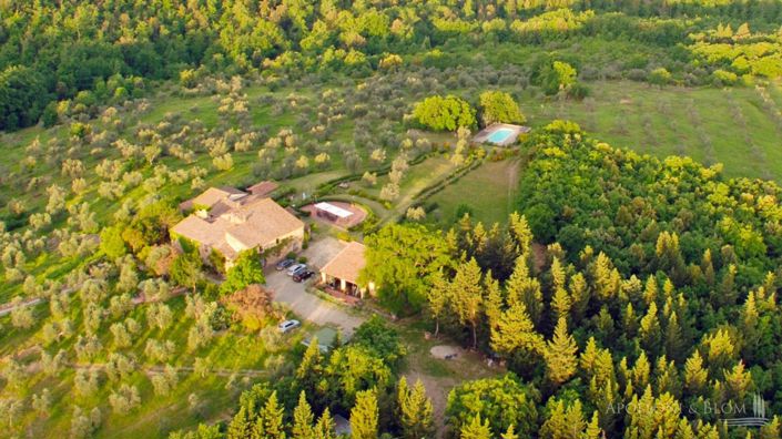 Image No.7-19 Bed Apartment for sale