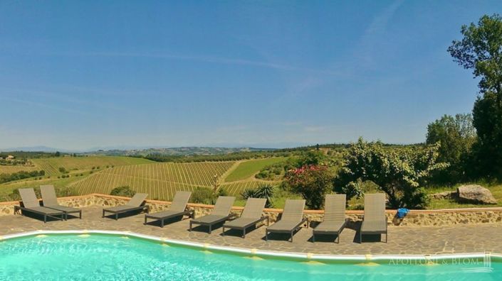 Image No.9-19 Bed Apartment for sale