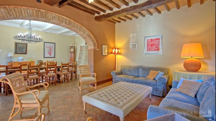 Image No.6-7 Bed Apartment for sale