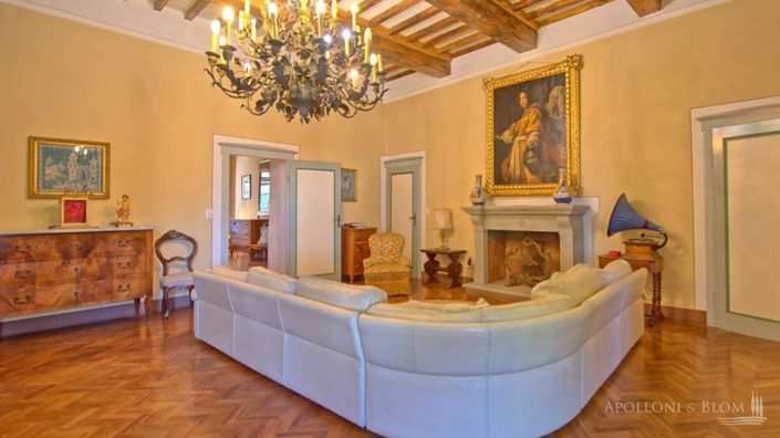 Image No.2-7 Bed Apartment for sale