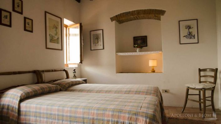 Image No.19-11 Bed Apartment for sale