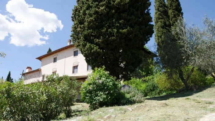 Image No.24-11 Bed Apartment for sale