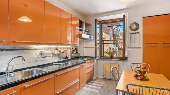 Image No.8-3 Bed Apartment for sale