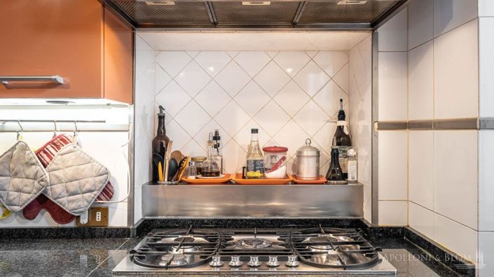 Image No.10-3 Bed Apartment for sale