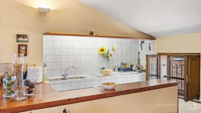 Image No.22-3 Bed Apartment for sale