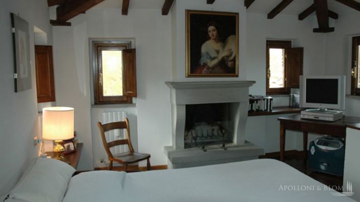 Image No.24-11 Bed Apartment for sale