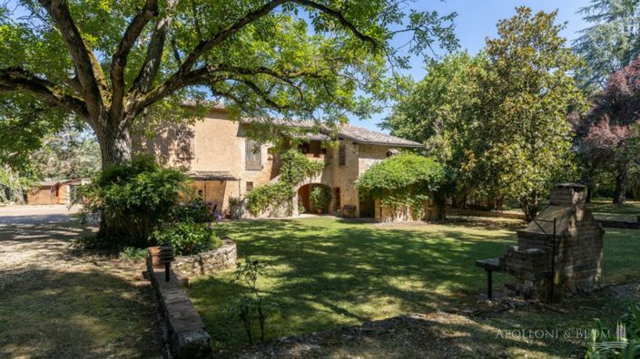 Image No.28-5 Bed Apartment for sale