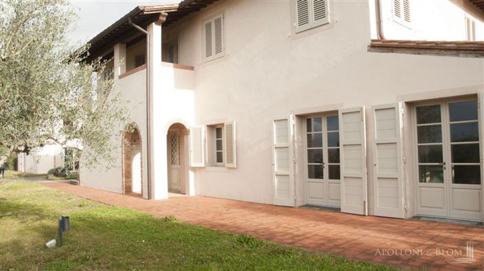 Image No.2-7 Bed Apartment for sale