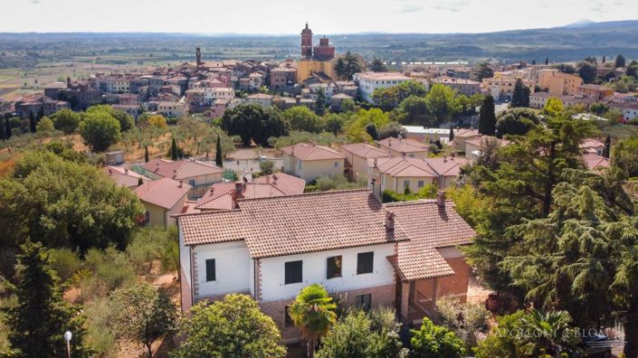 Image No.23-5 Bed Country House for sale