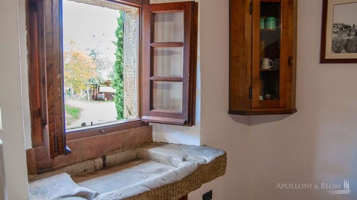 Image No.16-6 Bed Apartment for sale