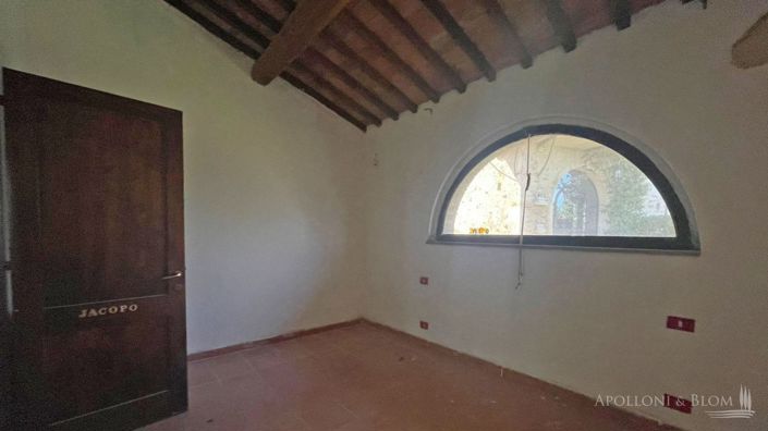 Image No.10-Appartement de 2 chambres à vendre à Sienne