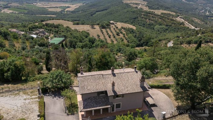 Image No.5-Villa de 4 chambres à vendre à Pérouse